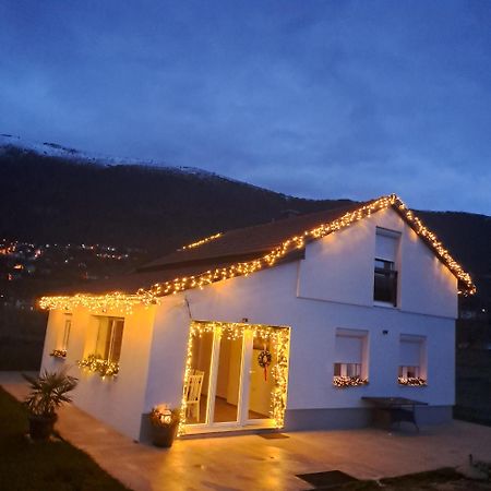 Vikendica Bruse Villa Jaklici Exterior photo